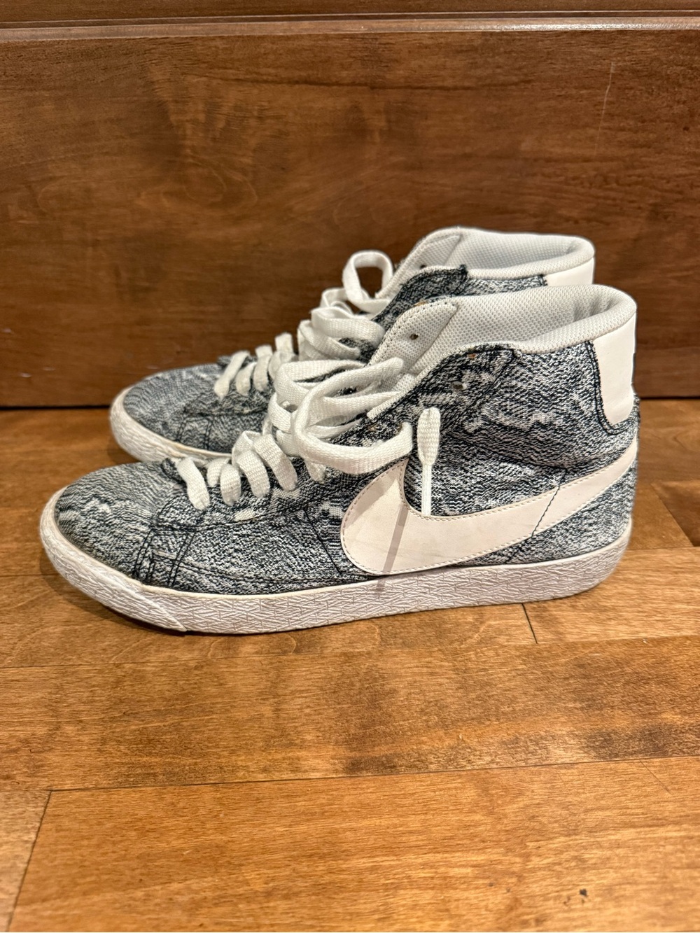 Nike Blazer High-Top Sneakers in Gray and White
